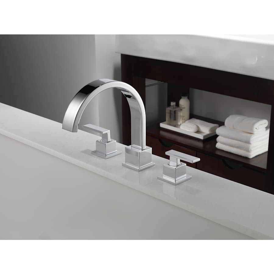 delta-t2753-installed-tub-filler-in-chrome-308