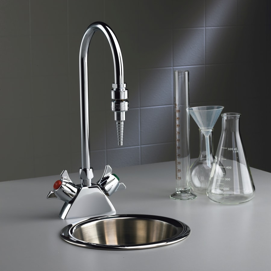 delta-w6700-9-installed-faucet-in-chrome-880 delta-w6700-9-installed-faucet-in-chrome-880