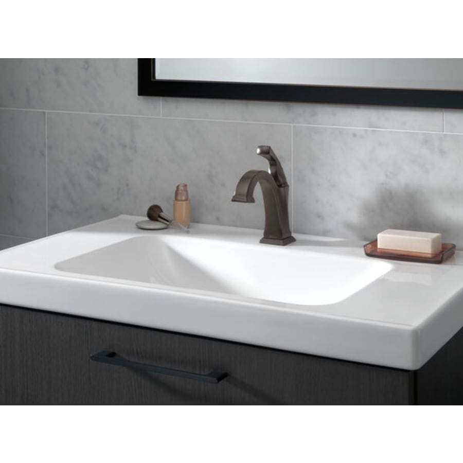 delta_551_dst_venetian_bronze_installation_view2 delta_551_dst_venetian_bronze_installation_view2