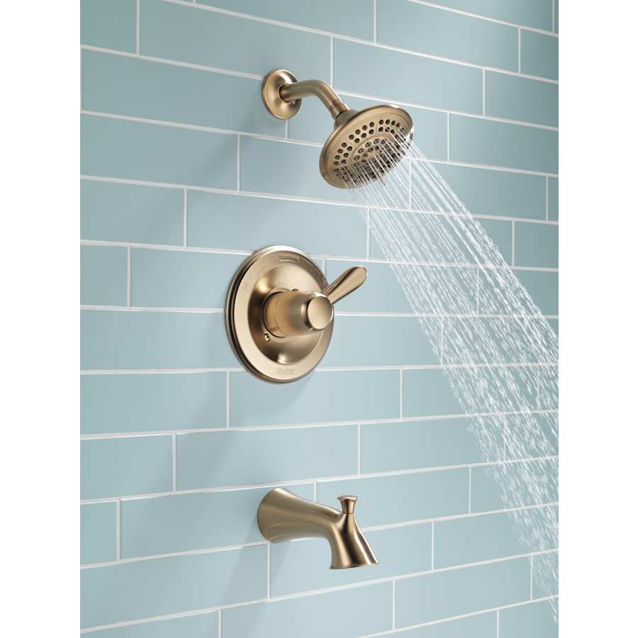 t14438-cz_water_02_web