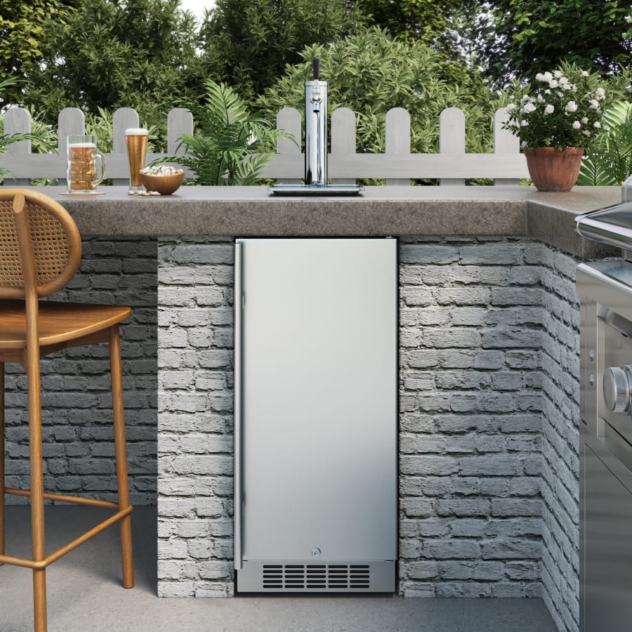 EdgeStar KC1500OD 15 W 1 Tap Outdoor Kegerator Stainless Steel