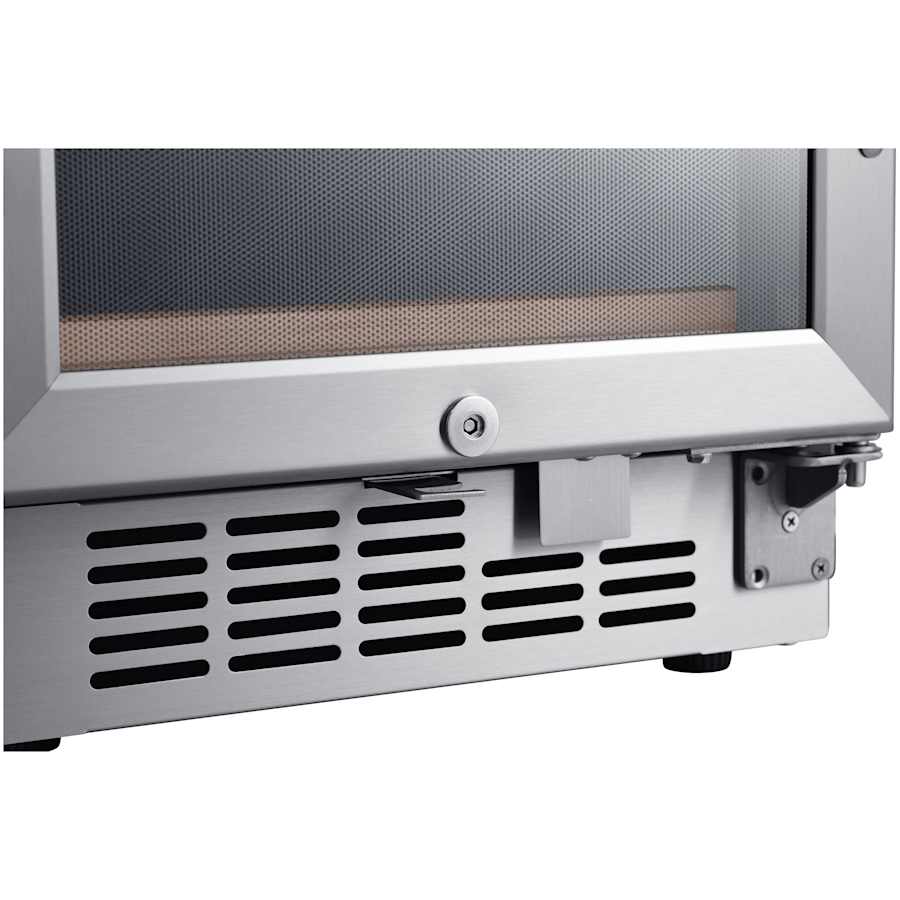 edgestar-cwr302sz-alternate-image-147 edgestar-cwr302sz-alternate-image-147