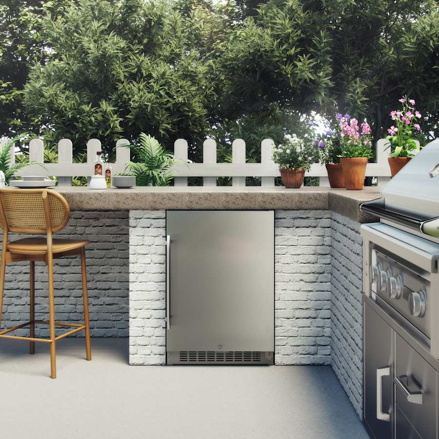 edgestar_cbr1501ssod_summeroutdoorbar-1