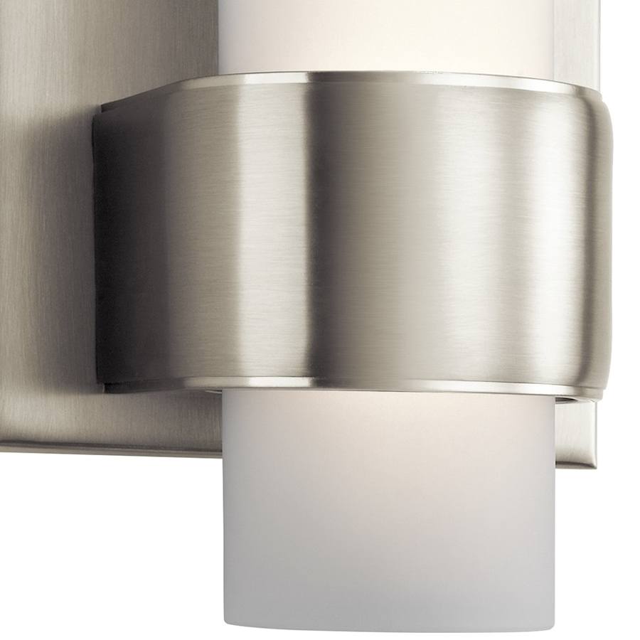 elan-izza-sconce-close-up-101