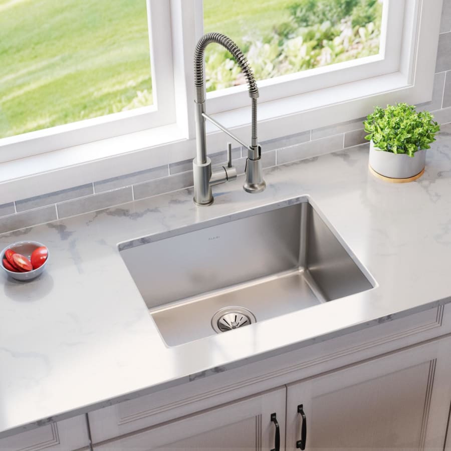 elkay-eluh2115t-alternate-view-94 elkay-eluh2115t-alternate-view-94