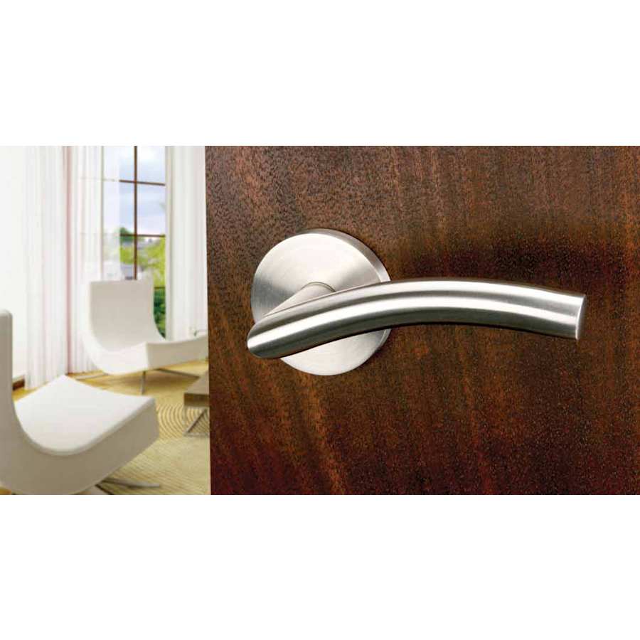 emtek_dresden_lever_applica