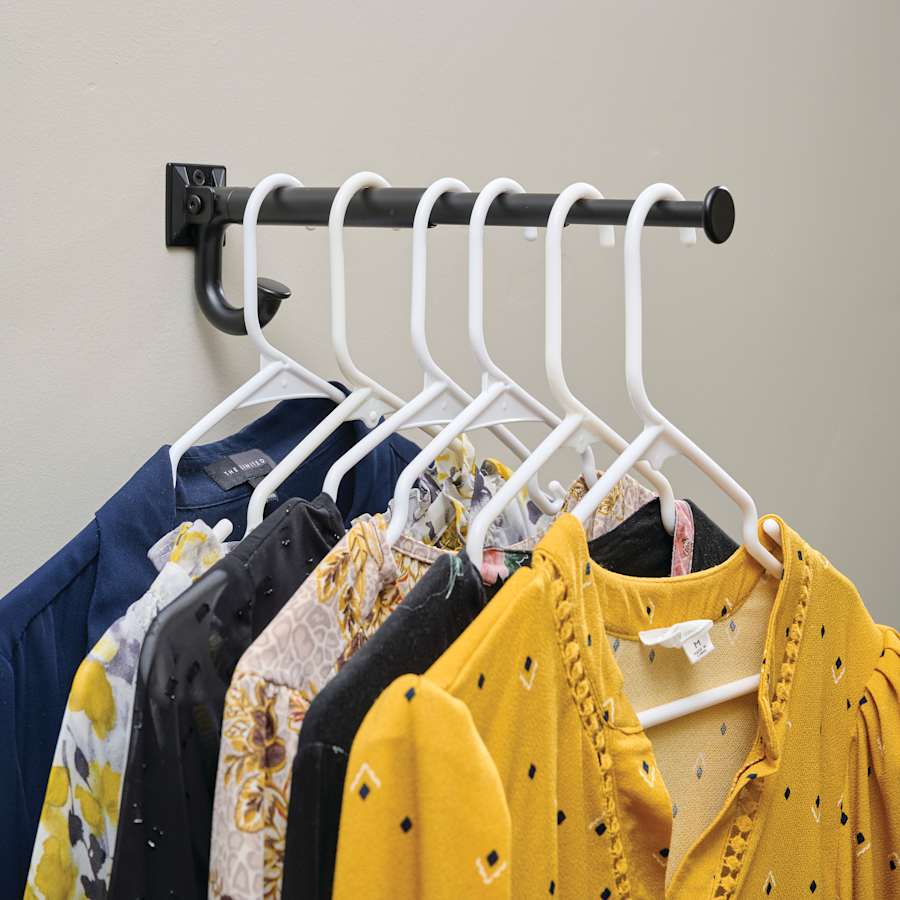 b45627m-fb-r-hangers-4