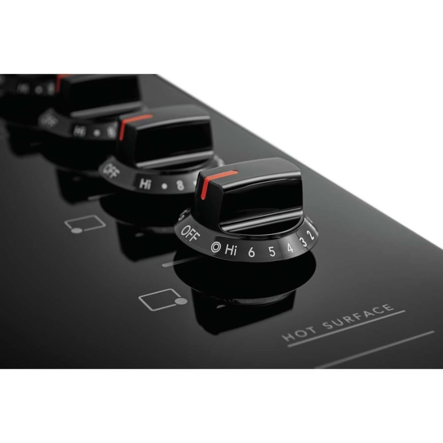 Frigidaire FFEC3025UB 31 Inch Wide 4 Burner Electric Cooktop