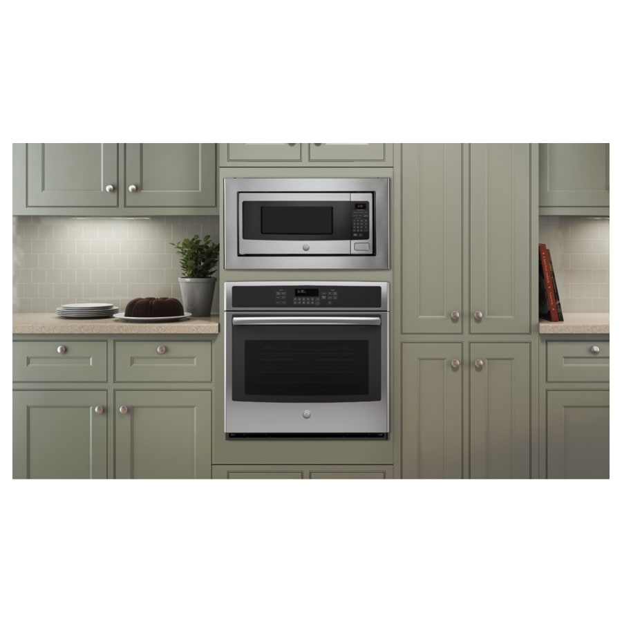 GE Profile PEM31DFBB 24 Inch Wide 1.1 Cu. Ft. 800 Watt Build