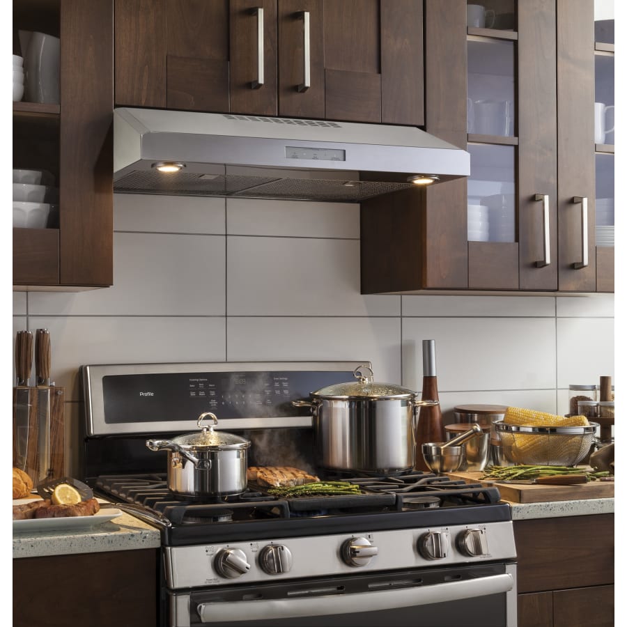 GE Profile PVX7300SJSS 400 CFM 30 Inch Wide Under Cabinet Build