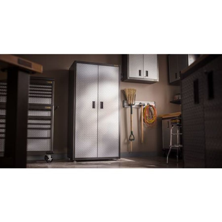 gladiator-gawg302d-alternate-view-615 gladiator-gawg302d-alternate-view-615