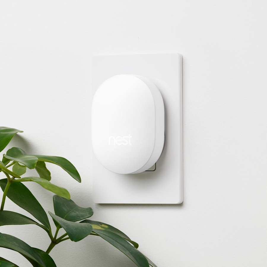 google-nest-h17000ef-google-nest-h17000ef-in-use-110