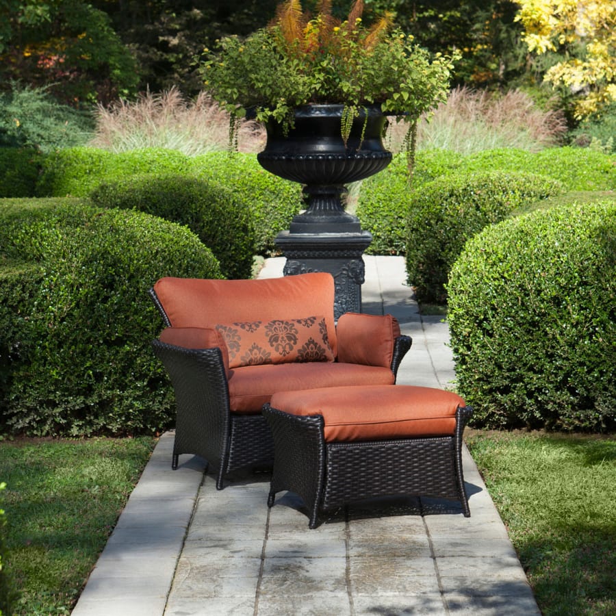 Hanover-STRATHALLURE2PC-Lifestyle