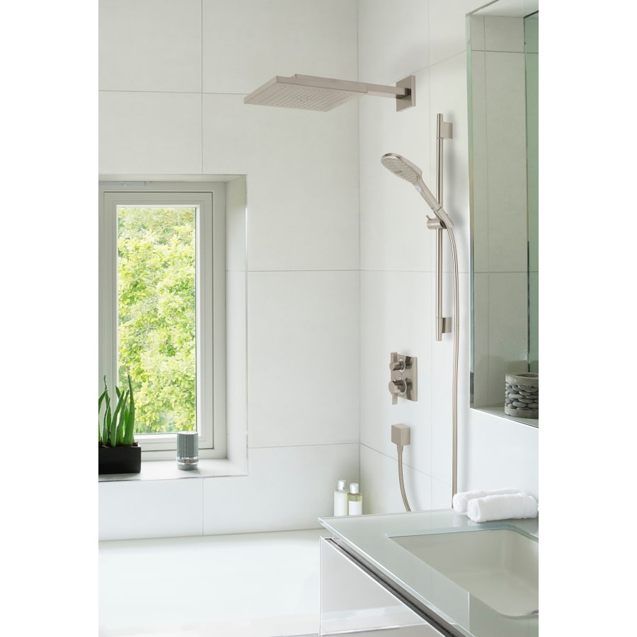 hansgrohe-04914-alternate-view-55 hansgrohe-04914-alternate-view-55