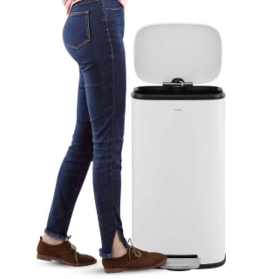 happimess-hpm1011-trash-can-alternate-image-151 happimess-hpm1011-trash-can-alternate-image-151