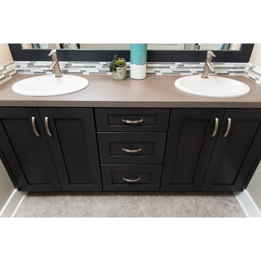 hickory-hardware-p3111-satin-nickel-installed-view-78 hickory-hardware-p3111-satin-nickel-installed-view-78