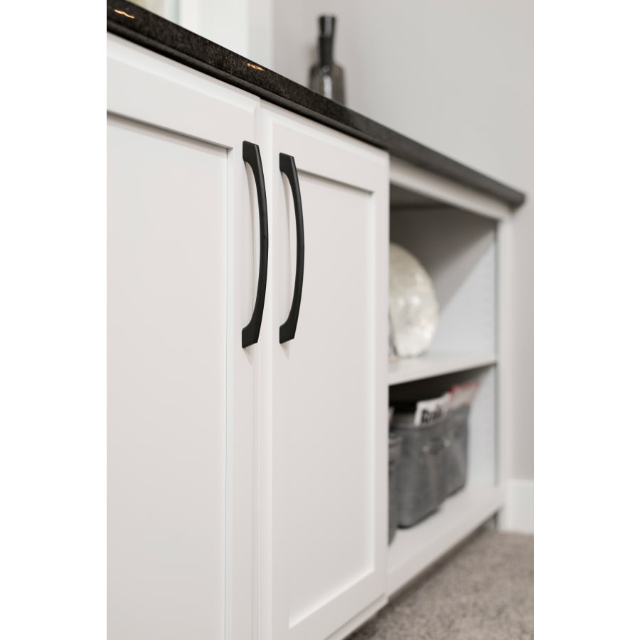 hickory-hardware-p3374-oil-rubbed-bronzel-installed-view-173 hickory-hardware-p3374-oil-rubbed-bronzel-installed-view-173