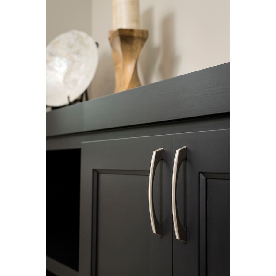 hickory-hardware-p3374-satin-nickel-installed-view-183