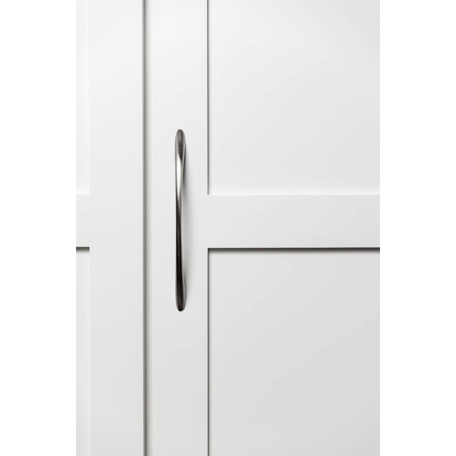 hickory-hardware-pa0221-peal-nickel-installed-view-62