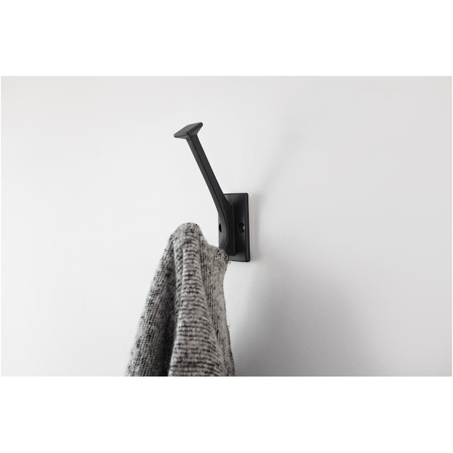 hickory-hardware-s077192-lifestyle-16