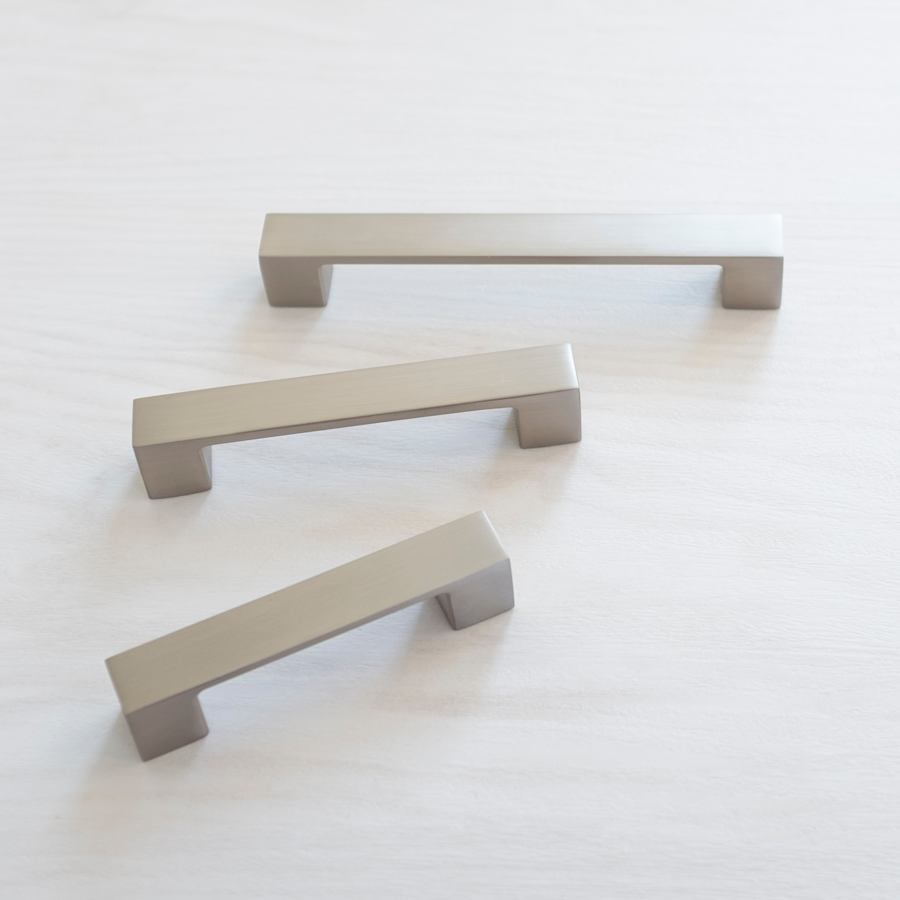 hickory-hd-r077751sn-thick-main