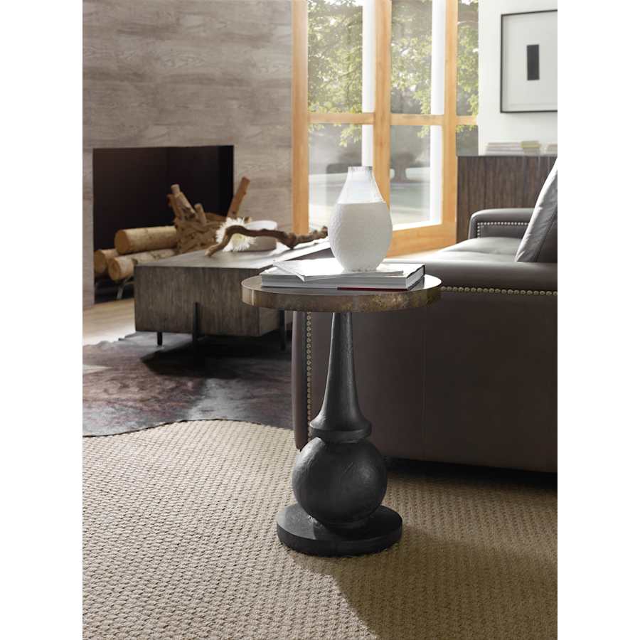 hooker-furniture-1600-50003-mtl-front-104