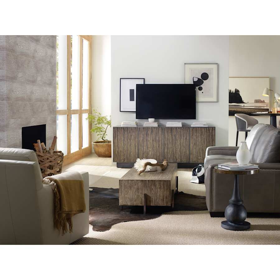 hooker-furniture-1600-50003-mtl-living-room-103