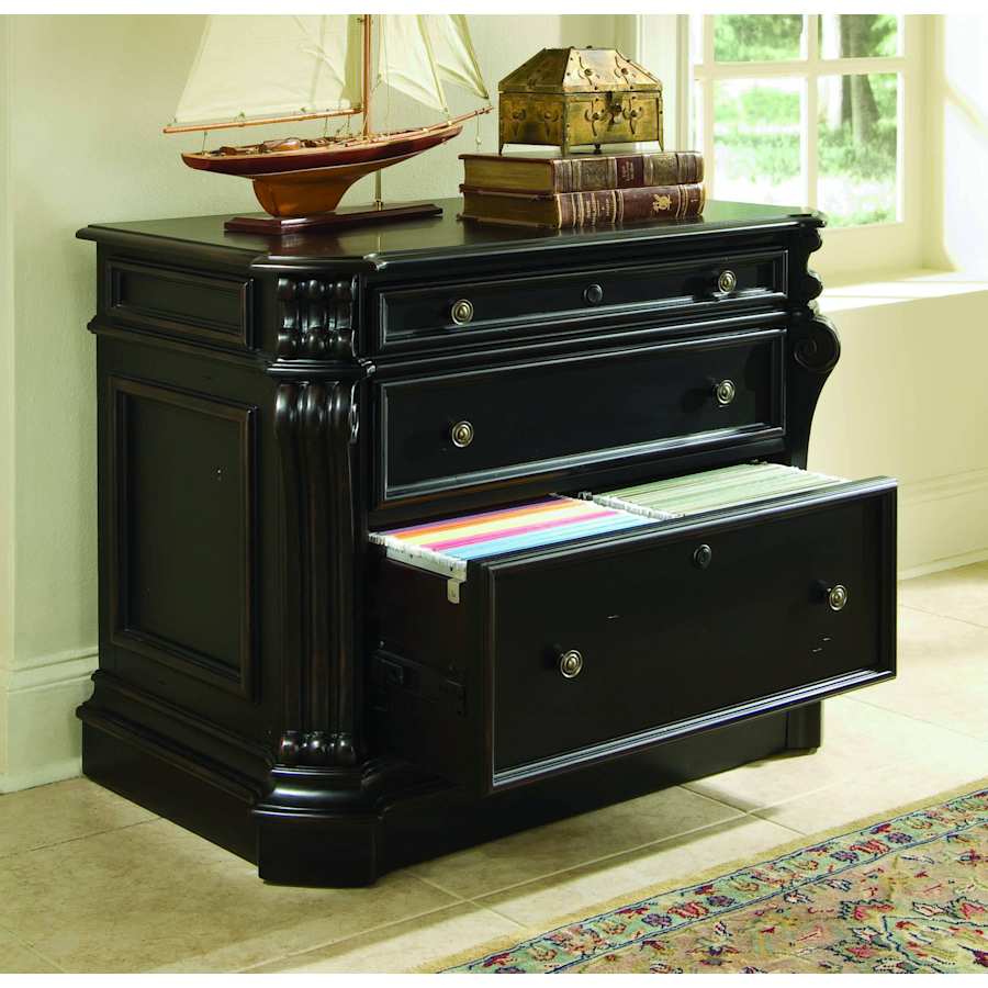 hooker-furniture-370-10-466-24784