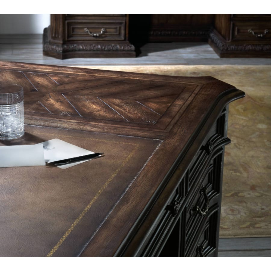 hooker-furniture-5070-10563-desks-inset-2-426 hooker-furniture-5070-10563-desks-inset-2-426