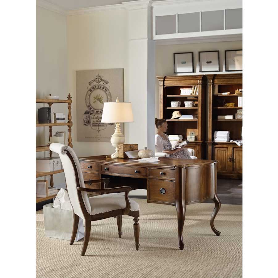 hooker-furniture-5447-10458-lifestyle-4