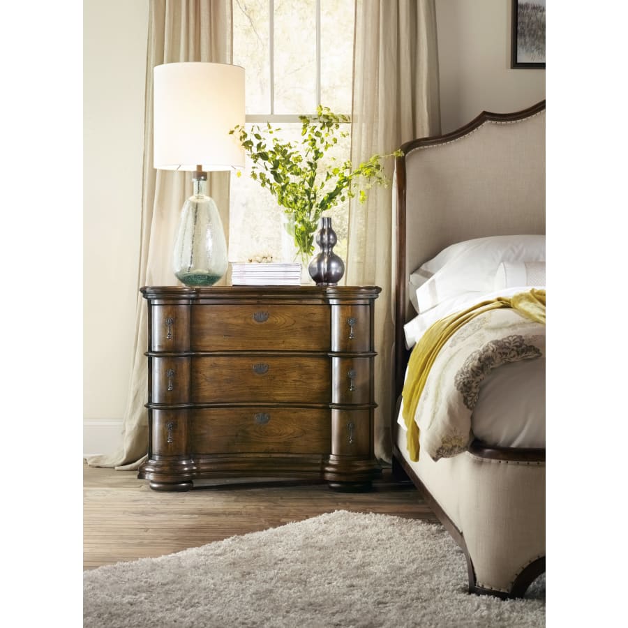 hooker-furniture-5447-90017-lifestyle-88 hooker-furniture-5447-90017-lifestyle-88