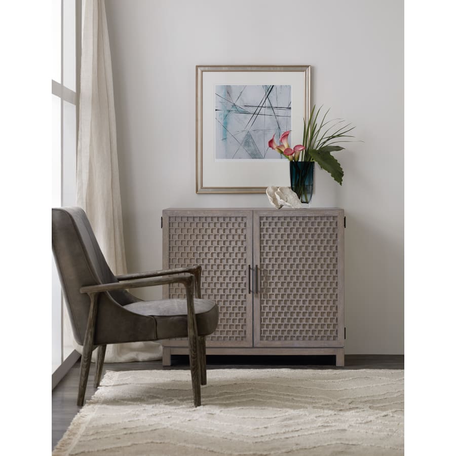 hooker-furniture-5839-85001-lifestyle-image-24 hooker-furniture-5839-85001-lifestyle-image-24