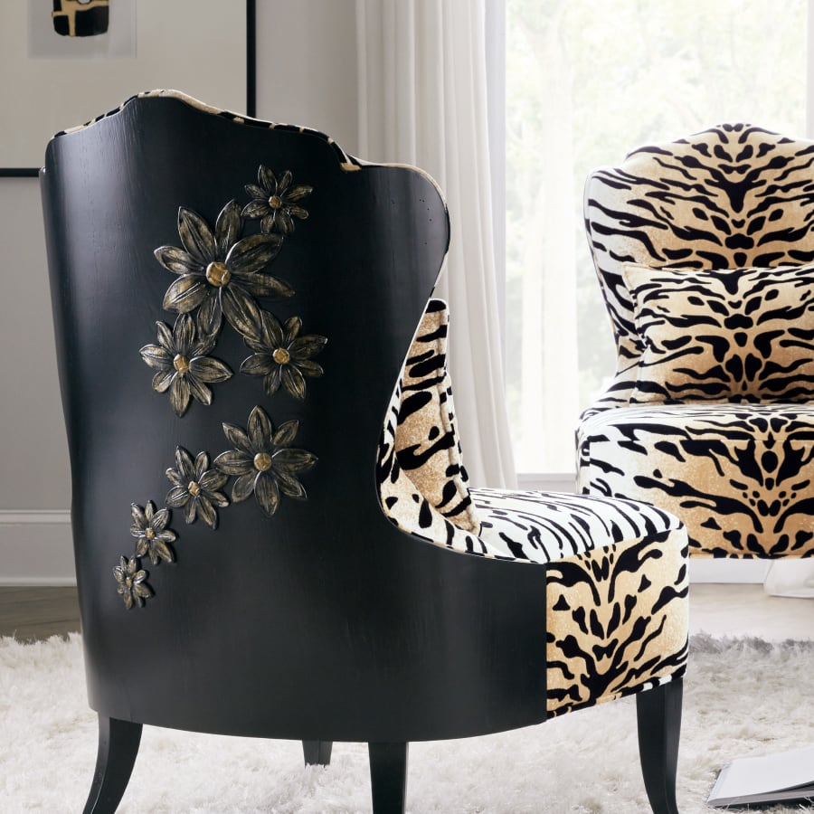 hooker-furniture-5845-52003-99-lifestyle-image-close-up-37 hooker-furniture-5845-52003-99-lifestyle-image-close-up-37