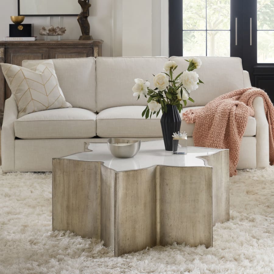 hooker-furniture-5875-80210-95-lifestyle-focus-252 hooker-furniture-5875-80210-95-lifestyle-focus-252