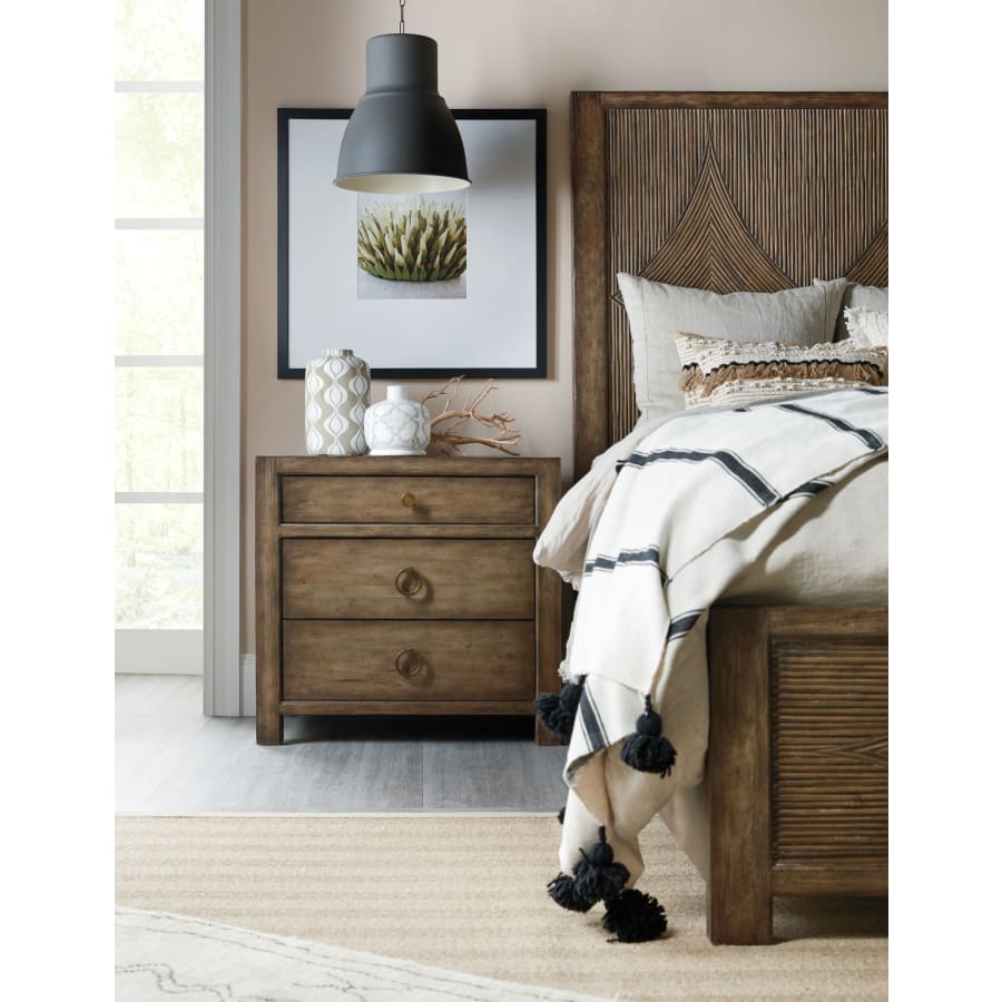 hooker-furniture-6015-90016-89-alternate-view-307 hooker-furniture-6015-90016-89-alternate-view-307