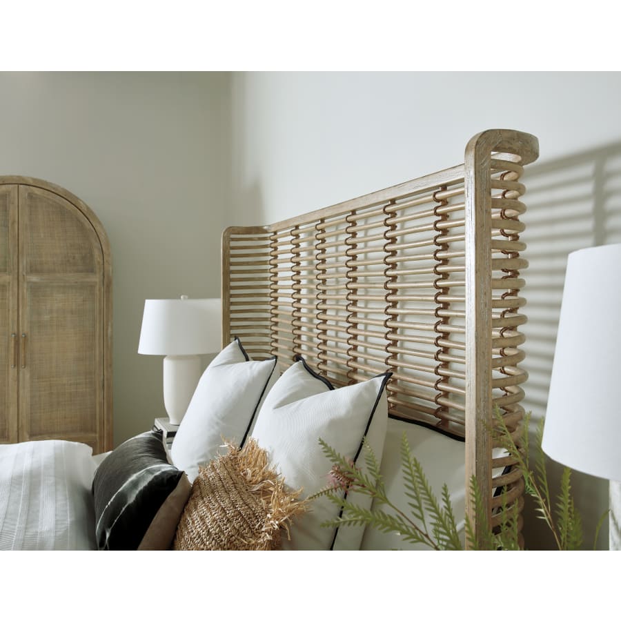 hooker-furniture-6015-90266-80-alternate-view-314 hooker-furniture-6015-90266-80-alternate-view-314