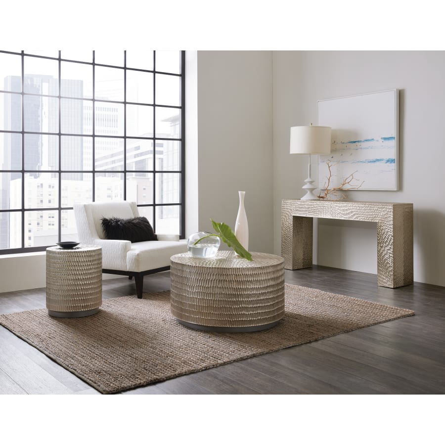 hooker-furniture-6019-85001-92-lifestyle-living-room-suite-480 hooker-furniture-6019-85001-92-lifestyle-living-room-suite-480