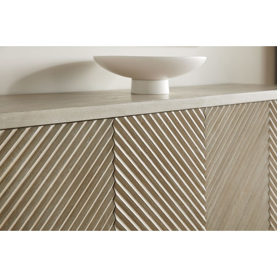 hooker-furniture-6120-75900-80-alternate-view-558 hooker-furniture-6120-75900-80-alternate-view-558
