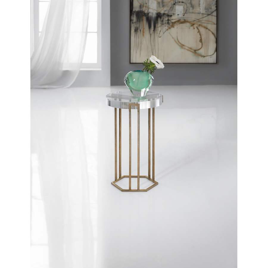 hooker-furniture-638-80009-00-lifestyle-focus-531