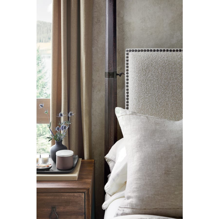 hooker-furniture-6700-90660-98-alternate-image-345 hooker-furniture-6700-90660-98-alternate-image-345