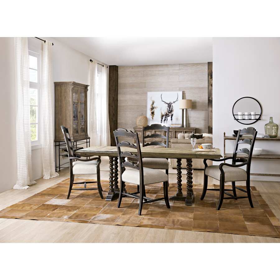 hooker-furniture-6960-75206-81-lifestyle-table-at-normal-height-624