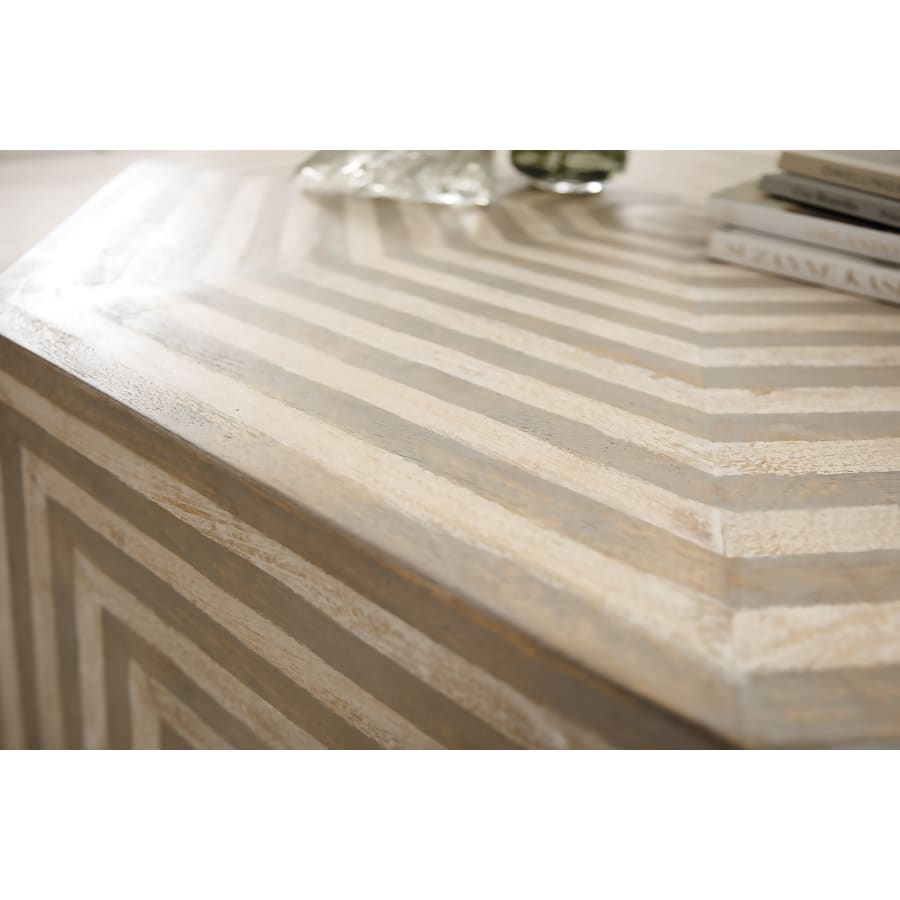 hooker-furniture-7228-80022-05-alternate-image-382 hooker-furniture-7228-80022-05-alternate-image-382