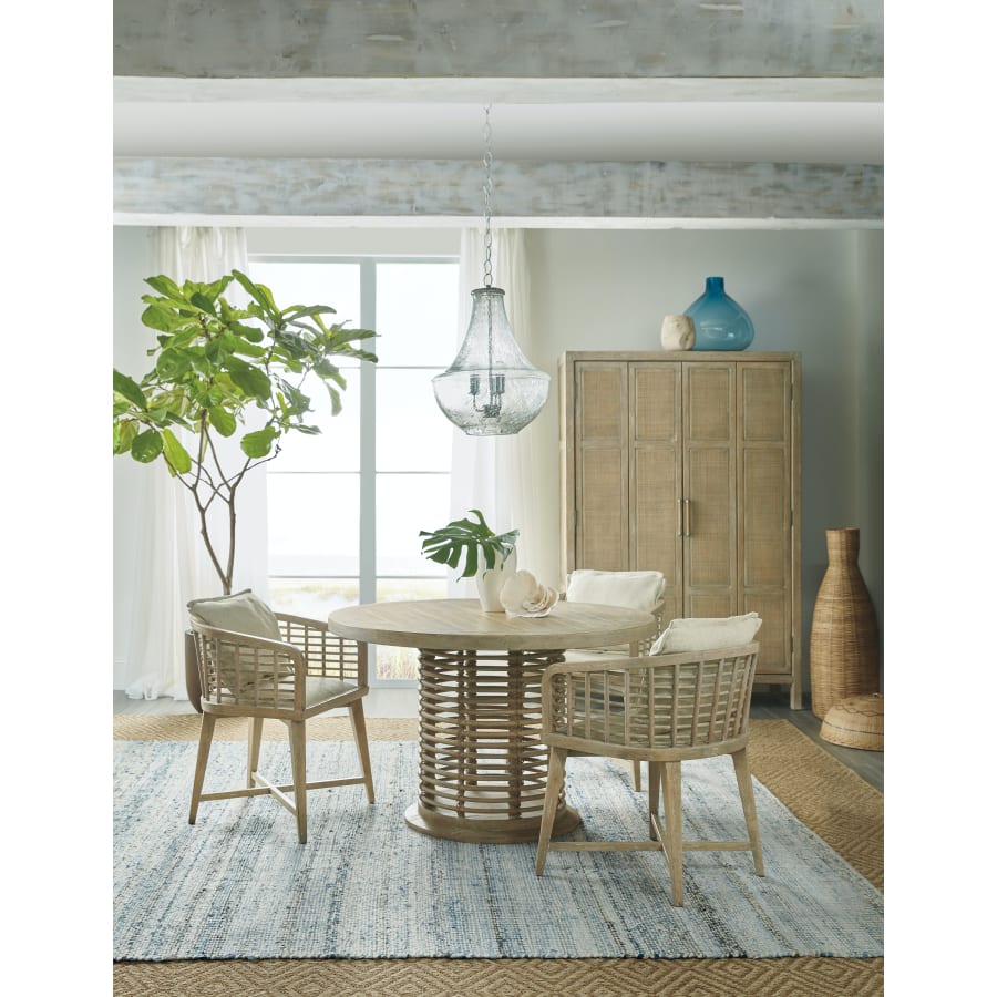 hooker-surfrider-dining1 hooker-surfrider-dining1