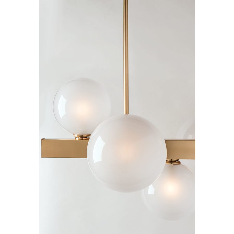 Hudson Valley Hinsdale Chandelier - Thumbnail 3