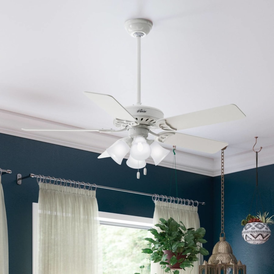 Hunter 53062 Studio Series Lifestyle Image