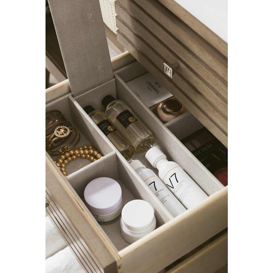 james-martin-vanities-210-v59d-gw-alternate-image-1685