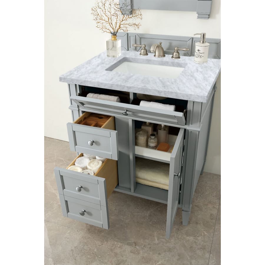 james-martin-vanities-650-v30-3car-alternate-image-225 james-martin-vanities-650-v30-3car-alternate-image-225