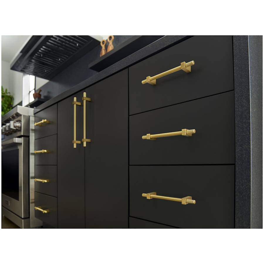 jeffrey-alexander-698-160-alternate-image-444