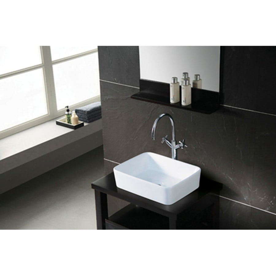 kingston_brass_ev5102_application_shot_1487 kingston_brass_ev5102_application_shot_1487