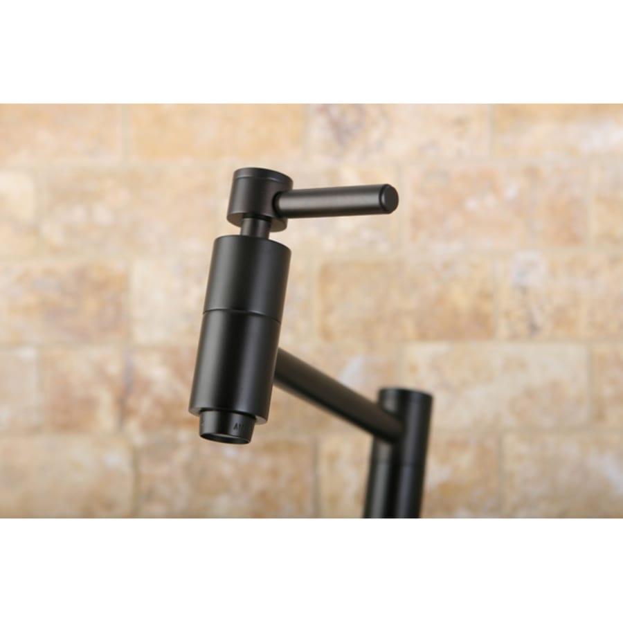 kingston_brass_ks810_application_shot_1368 kingston_brass_ks810_application_shot_1368